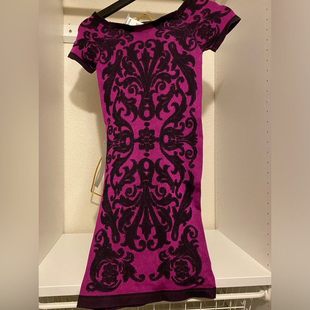 Mini bodycon style Bébé dress, new, size S